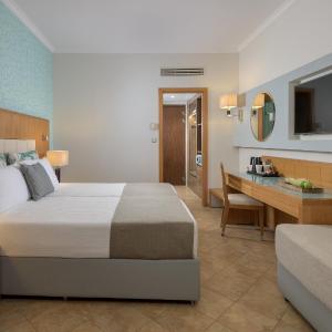 Superior Room with Private Pool Beachfront