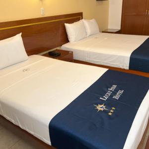 Standard Queen Room with Two Queen Beds
