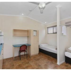 Economy Studio Room - Twin (No Bathroom)
