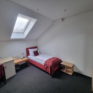 Single Room with Shower