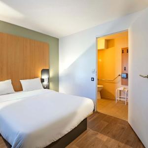 Double Room - Disability Access - Non-Smoking