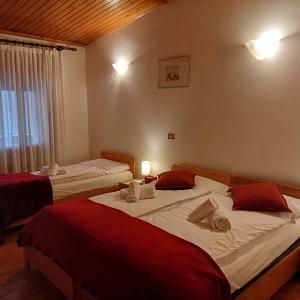 Triple Room with Private Bathroom