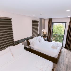 Quadruple Room with Balcony