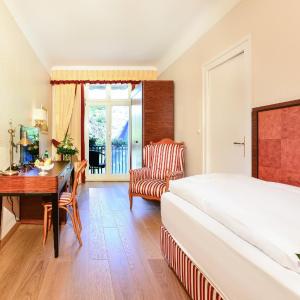 Single Room with Rhine View