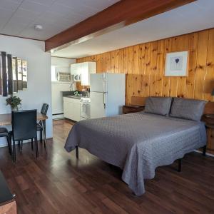 Deluxe Double Room with Bath
