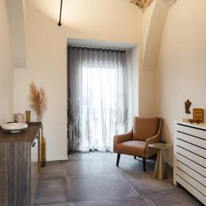 Suite with Hot Tub