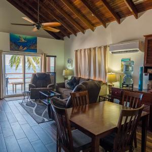 Deluxe Suite with Sea View