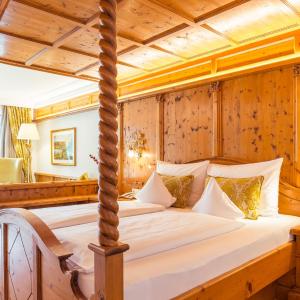 Double Room with Lake View