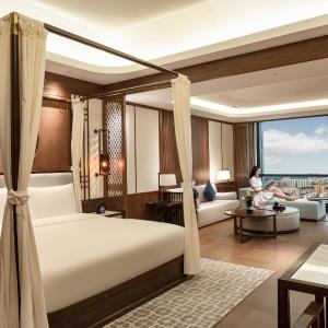 Cynn Suite