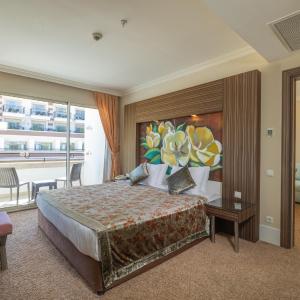 Queen Suite