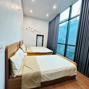 Double or Twin Room with Bathroom