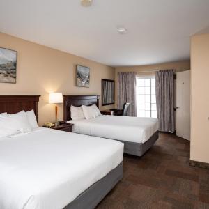 Queen Room with Two Queen Beds - Non-Smoking