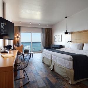 Hephaestus Coco-Mat Suite Front Sea View