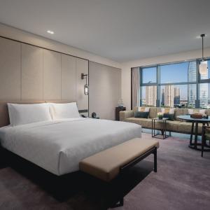 Premium King Room - Lounge Access