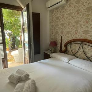 Double Room with Swimming Pool Access