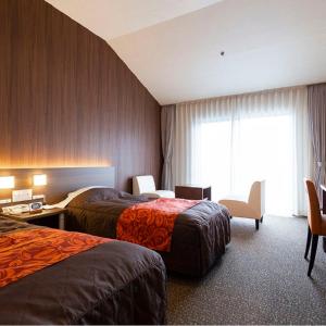 Twin Room with Shared Bathroom