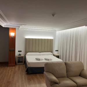 Deluxe Suite with Spa Bath