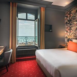 Superior Sea View Room