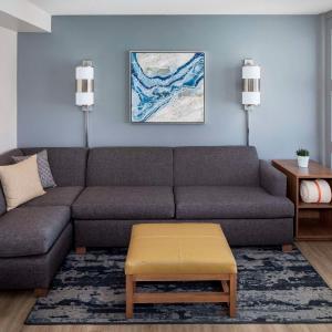 Queen Room with Two Queen Beds, Sofa Bed and Accessible Tub