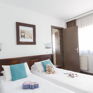 Two Connecting Double Rooms