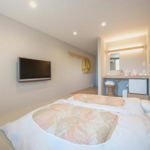 Twin Room with Bathroom
