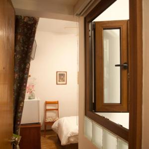 Small Single Room
