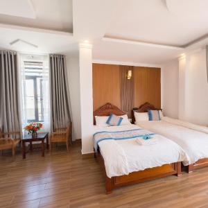 Deluxe Family Room