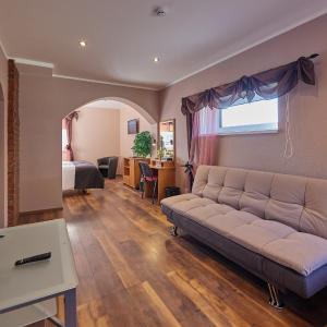Superior Family Room