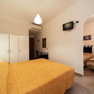 Two Connecting Double Rooms