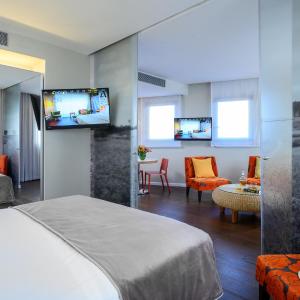 Double Room with Airport Pickup