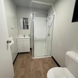 Deluxe Two Bedroom Cabin