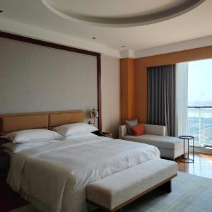 Executive Suite, Executive level, Executive Suite, 1 King