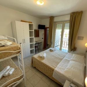 Economy Quadruple Room