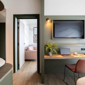 One-Bedroom Suite with Sofa Bed
