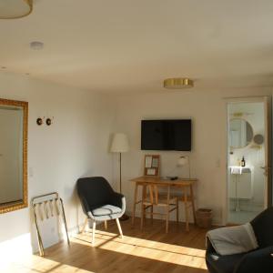Superior Double Room with Balcony