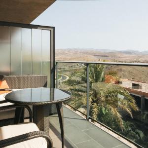 Deluxe Room with Golf Included