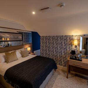 Deluxe Double or Twin Room with Sea View
