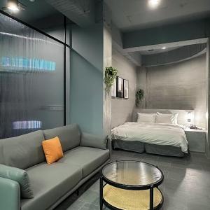 Flagship Suite 