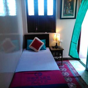 Single Room with Fan