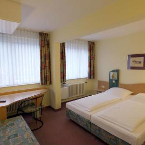 Komfort Double Room - Public Transport Ticket included