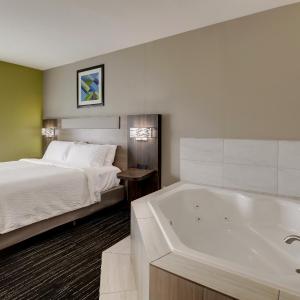 King Room - Non-Smoking