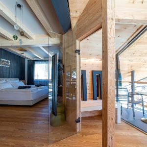Junior Suite with Mountain View