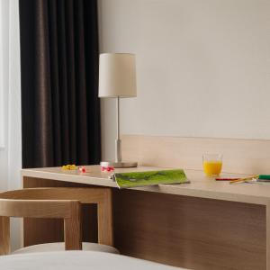 Superior Room 1 King Bed
