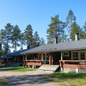 One-Bedroom Cottage with Sauna