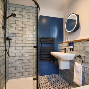 Superior King or Twin Room