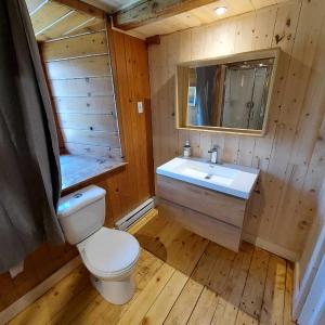 Deluxe Queen Room with Two Queen Beds