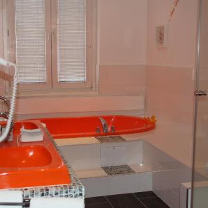 Orange Suite