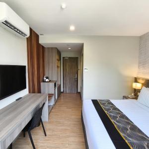 Premium King Room