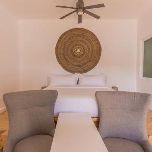 Sarakiniko Comfort suite sea view