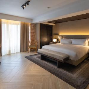 Junior Suite with Garden View